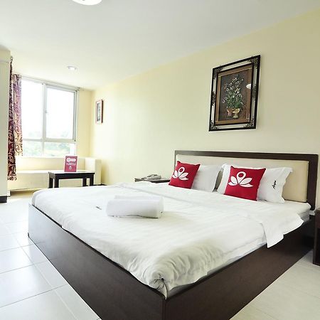 Aryan Suites Hotel Bangkok Exteriér fotografie
